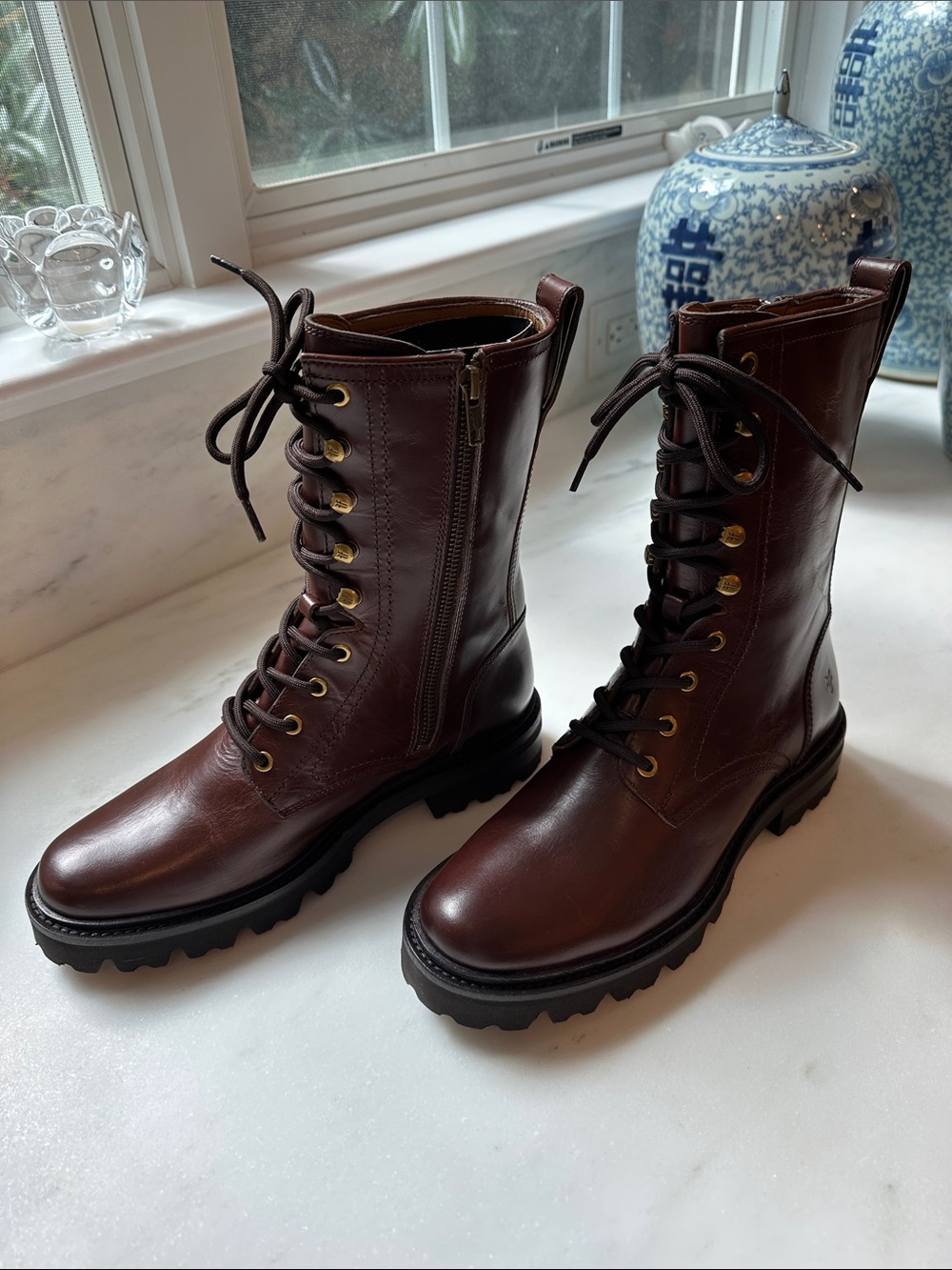 Women’s Frye Olivia Combat Boot, Brown Leather Lace-Up, Brand new, size 8.5
